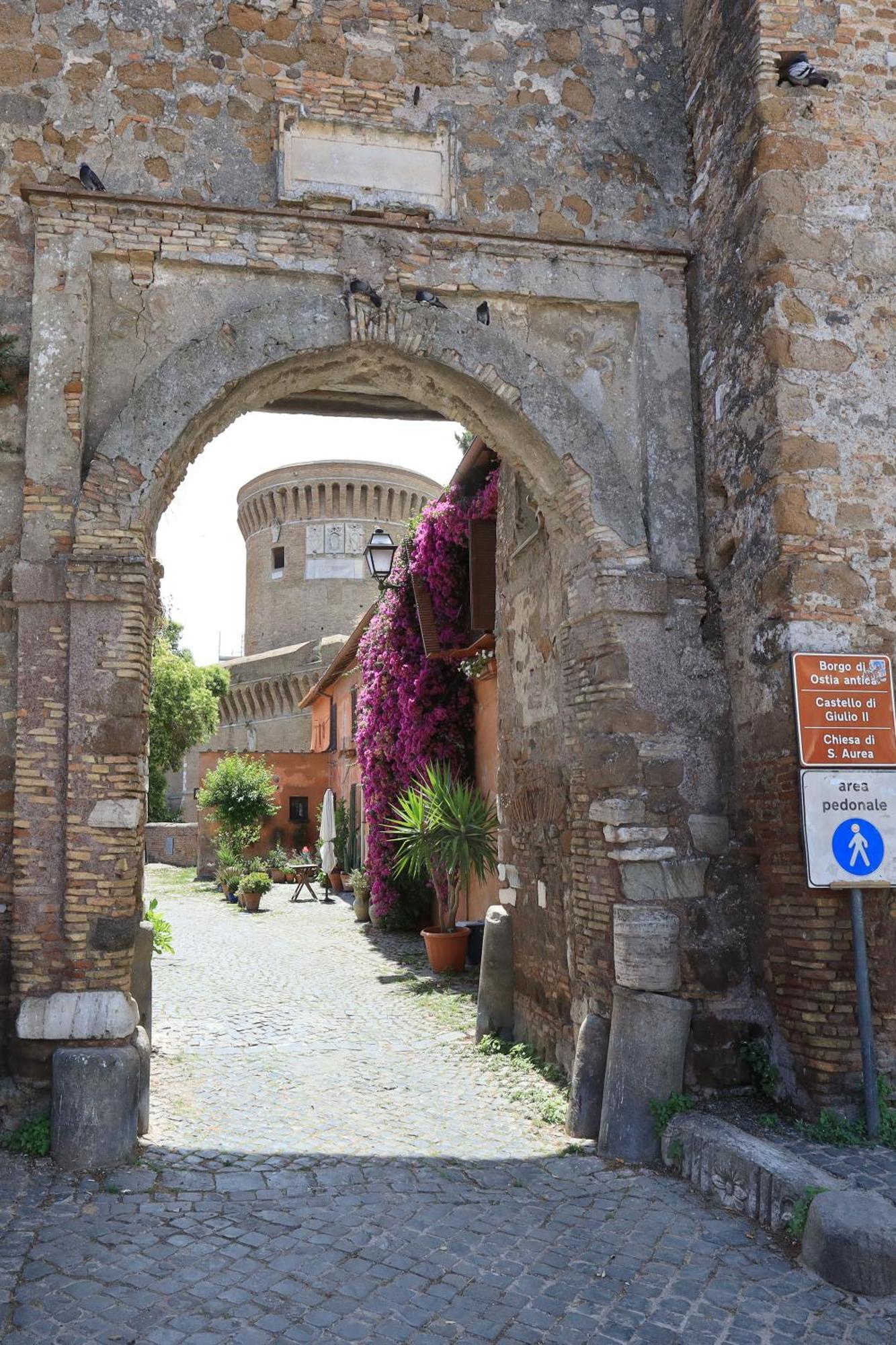 Casa Dalu A Roma Nel Cuore Di Ostia Antica Buitenkant foto